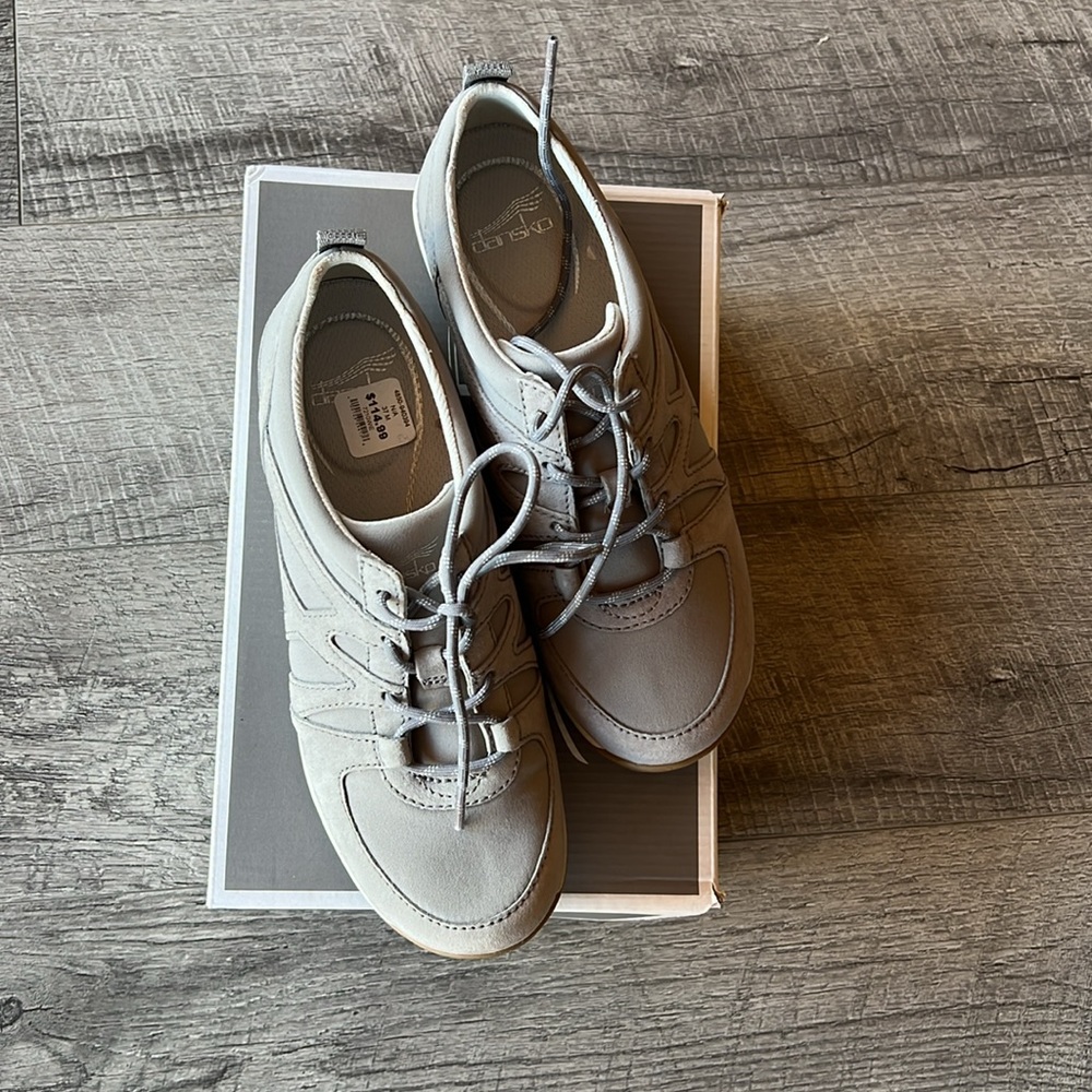 NWT Dansko. Hatty Suede Grey - Picture 2 of 5